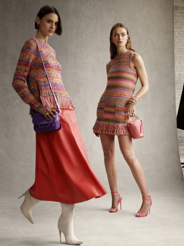 Kolekcja Oscar de la Renta Pre-Fall 2023 zachwyca. To najpiękniejsze sukienki, jakie zobaczycie dziś w internecie