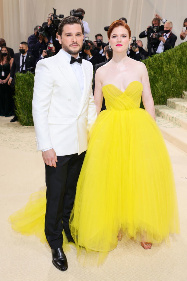 KIt Harrington i Rose Leslie