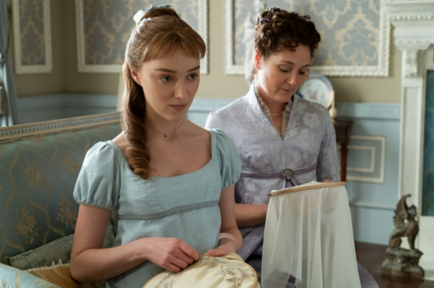 Phoebe Dynevor nie pojawi się w nowych odcinkach Bridgertonów.