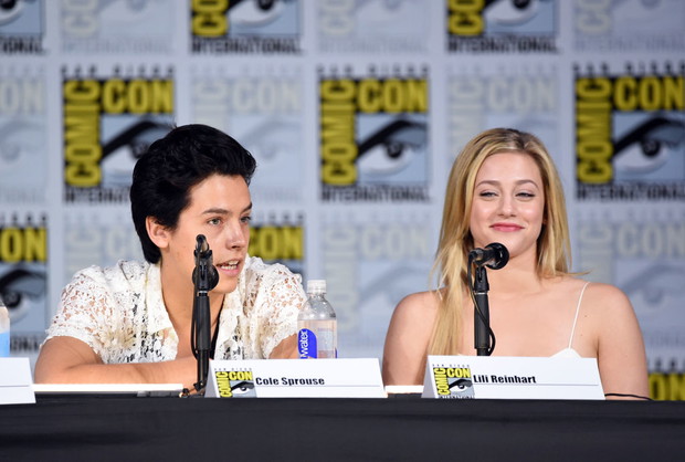 Cole Sprouse i Lili Reinhart
