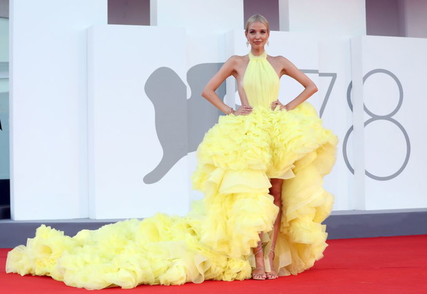 Najlepsze stylizacje gwiazd z Międzynarodowego Festiwalu Filmowego w Wenecji