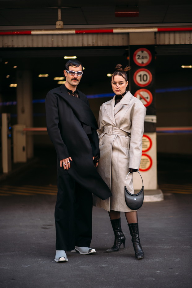 Street fashion po francusku. To najlepsze stylizacje paryżanek (oraz redaktorek mody i blogerek) z tygodnia mody w Paryżu jesień-zima 2023/2024