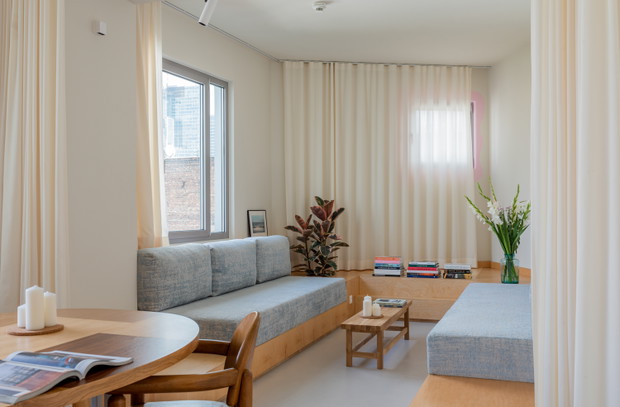 Artystyczny apartament w biurowcu HOP