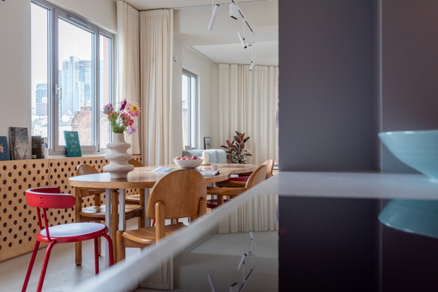 Artystyczny apartament w biurowcu HOP