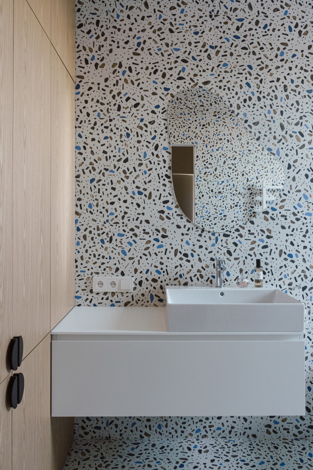 Jesienna paleta barw w domu pod Warszawą, projekt: pracownia 3XEL Architekci