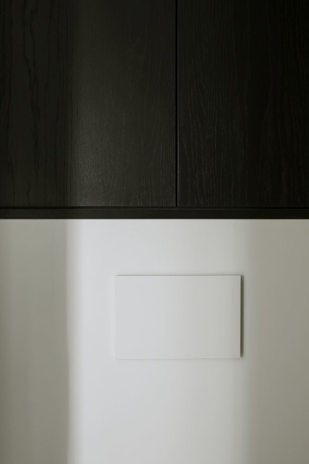 Duży apartament na warszawskim Mokotowie, projekt: MIKOŁAJSKAstudio