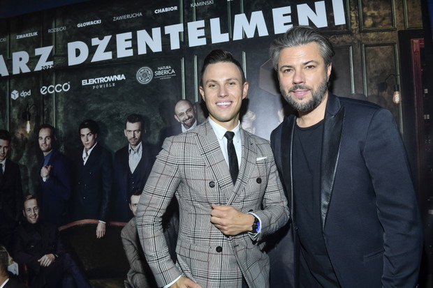 Premiera Kalendarza Dżentelmeni 2022 i zimowego wydania magazynu ELLE Man w nowej restauracji Mateusza Gesslera