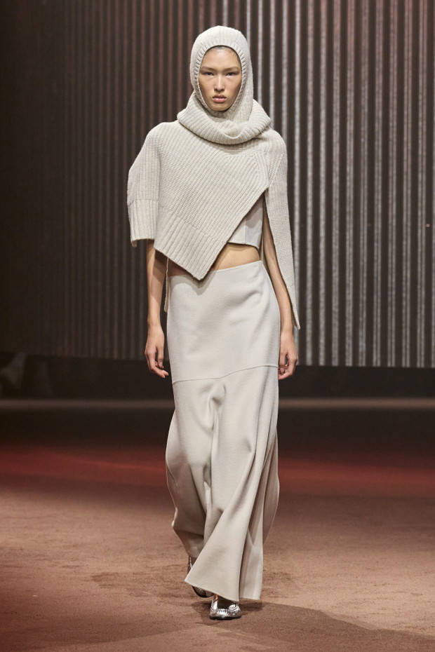 COS wiosna-lato 2024