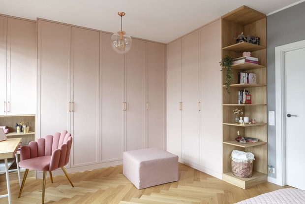 Mieszkanie w pastelach, projekt wnętrza: Angelika Front, architekt wnętrz / Decoroom , projekt kuchni i mebli: Katarzyna Domańska, architekt wnętrz / Decoroom Kitchen
