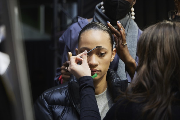 Backstage świata mody: Loewe FW22