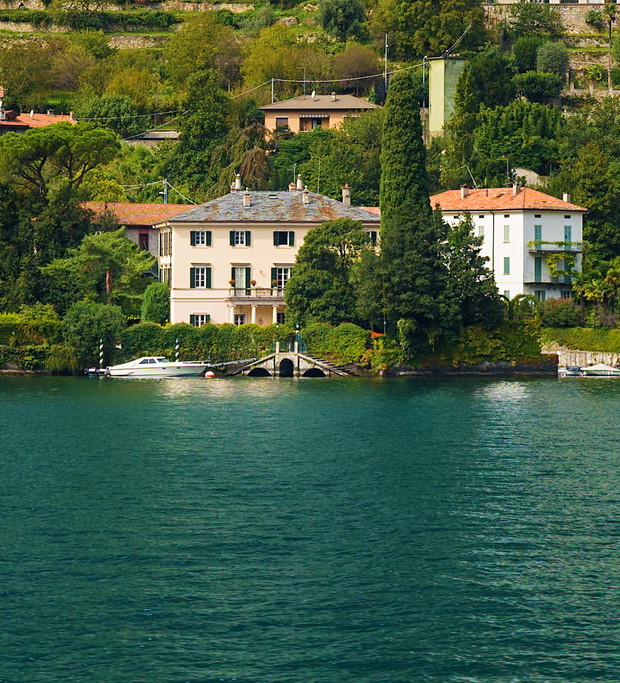 Villa L