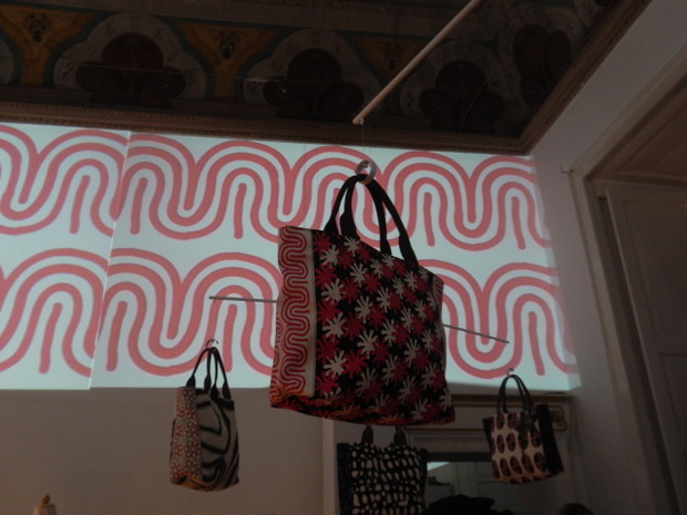 Fashion Week Milano, prezentacja Pinko, fot. by Nikon COOLPIX S800c