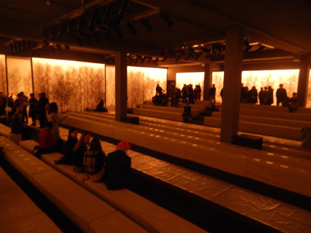 Fashion Week Milano, Przed pokazem Marni, fot. by Nikon COOLPIX S800c