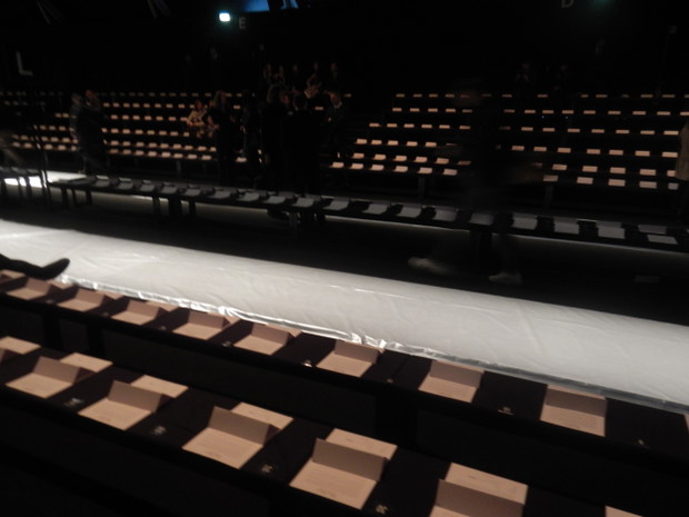 Fashion Week Milano: przed pokazem Max Mara, fot. by Nikon COOLPIX S800c