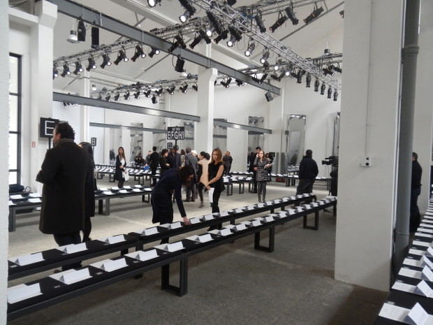 Fashion Week Milano, Przed pokazem SPORTMAX, fot. by Nikon COOLPIX S800c