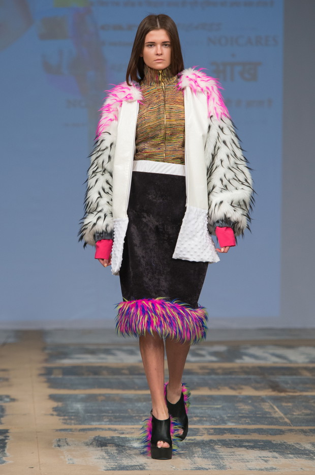 Fashion Week Poland OFF: Katarzyna Karwowska, Aleksandra Woronowska
