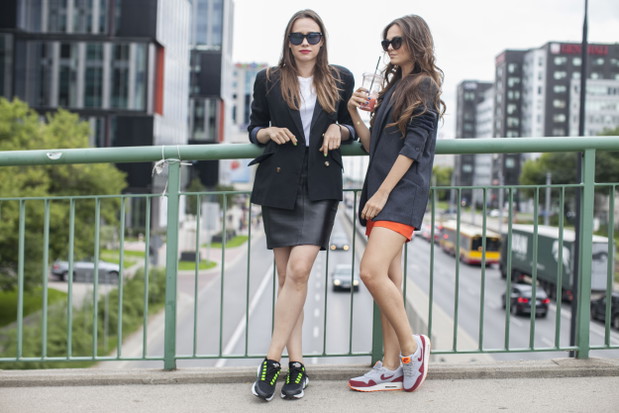 Jak nosimy Air Maxy do biura?
