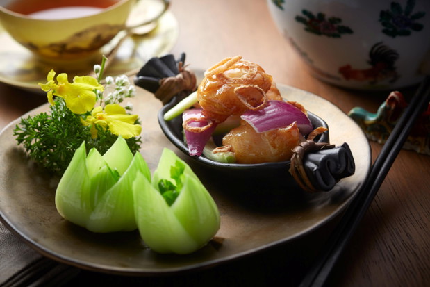 Restauracja Duddell's - wyjątkowe wnętrza, znakomita kuchnia i piękny taras na dachu!