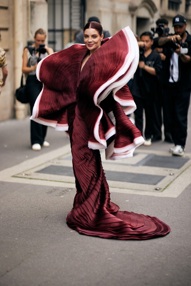 Street fashion Paris Haute Couture week jesień-zima 2024/2025