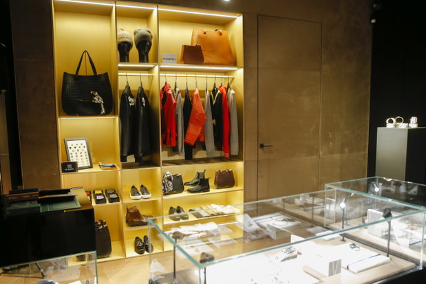 Europejski Boutiques i HE Concept Store