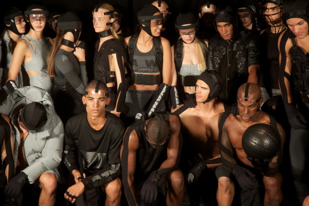 Kulisy pokazu Alexander Wang x H&M