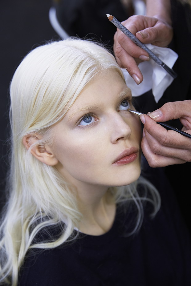 Makijaż na pokazie Dior haute couture jesień-zima 2014/2015