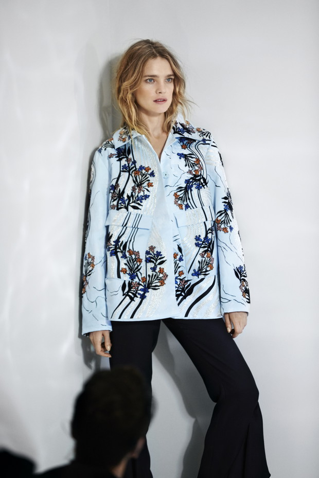 Natalia Vodianova w kampanii H&M Conscious Exclusive 2017