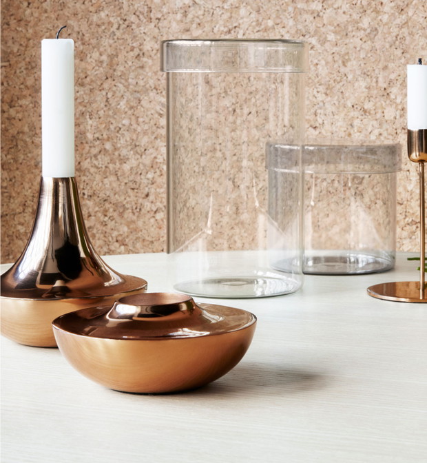 Stylowe prezenty na Dzień Matki, metalowy świecznik,H&M Home ok. 39,90 zł, fot. mat. prasowe
