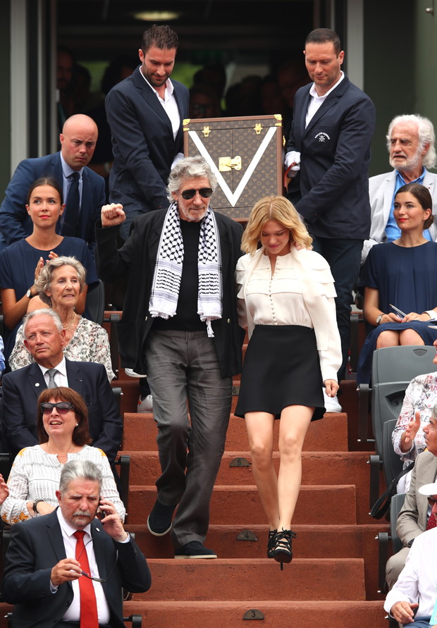 Léa Seydoux w stylizacji Louis Vuitton na finale Roland Garros, 10.06.2018.