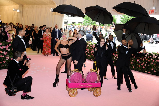 Lady Gaga na Met Gala 2019