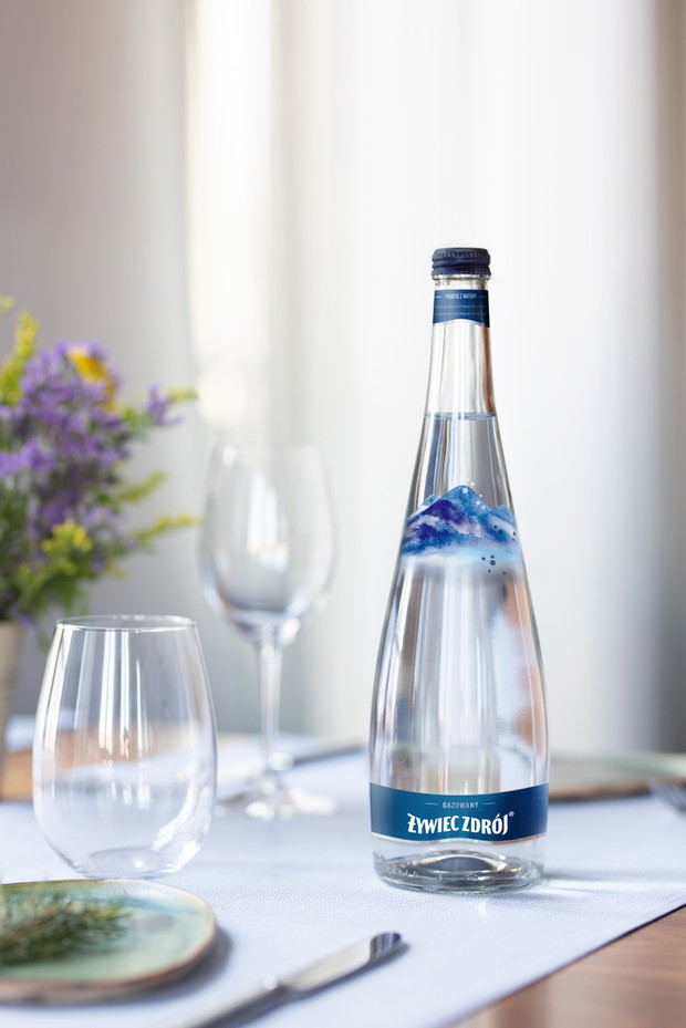 Żywiec Zdrój - szklane butelki, konferencja U Źródeł