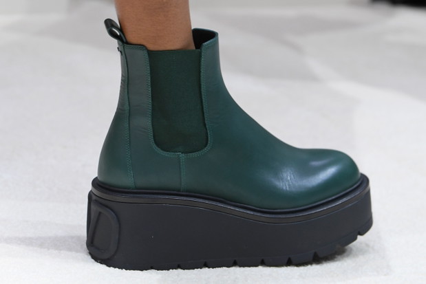 Sennik: buty