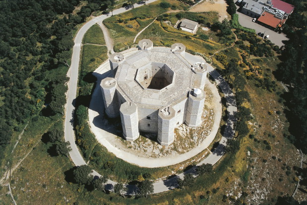 Lokalizacja nowego pokazu Gucci: Castel del Monte