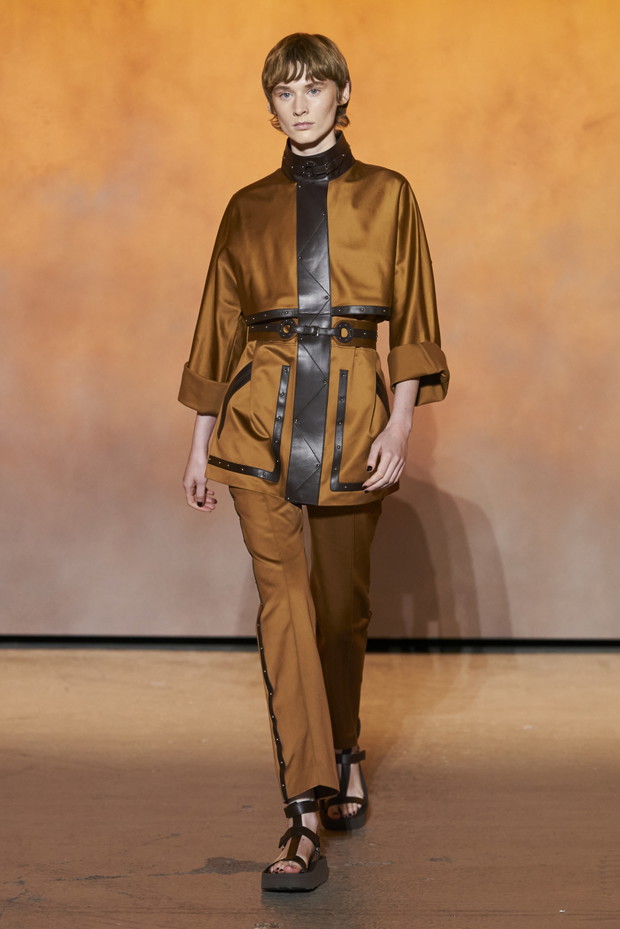 Hermès wiosna-lato 2022. Między modą a sztuką