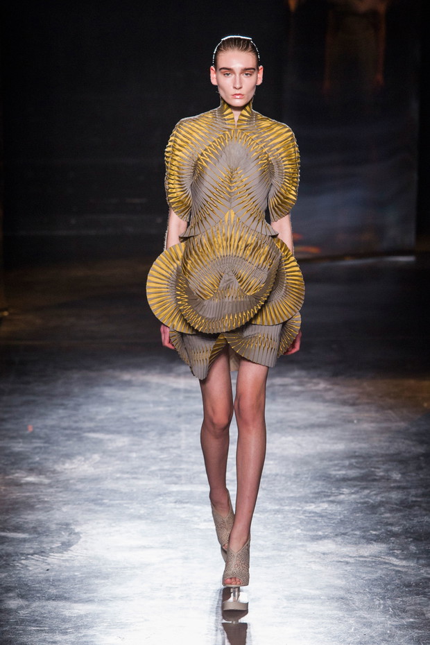 Iris van Herpen jesień-zima 2016/2017