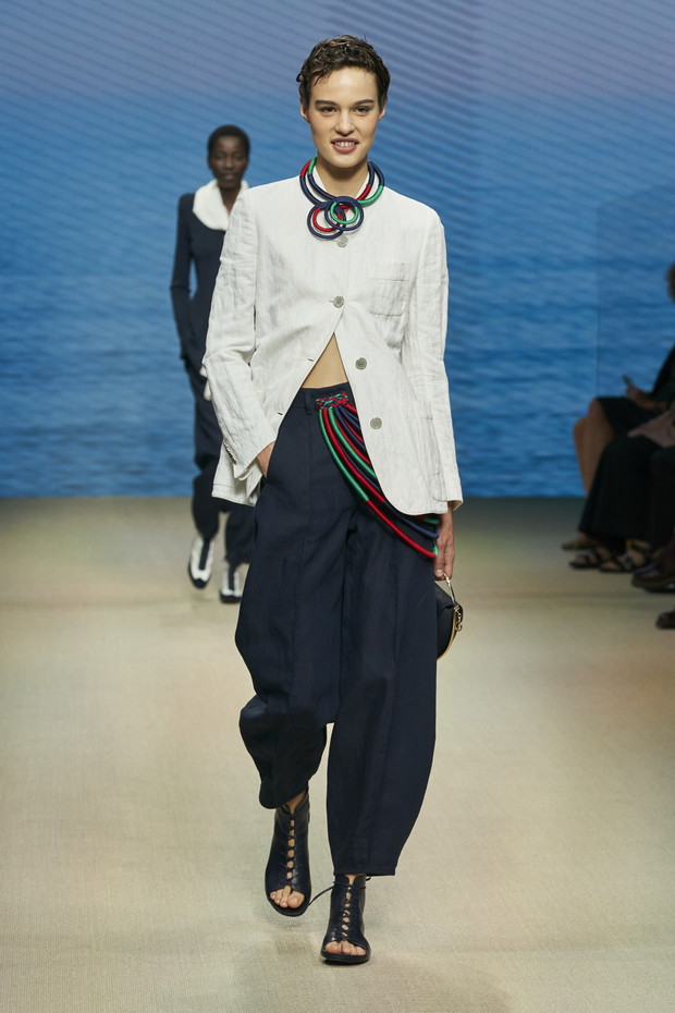 Giorgio Armani wiosna-lato 2022