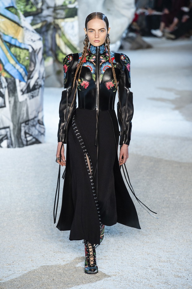 Pokaz Alexander McQueen SS19
