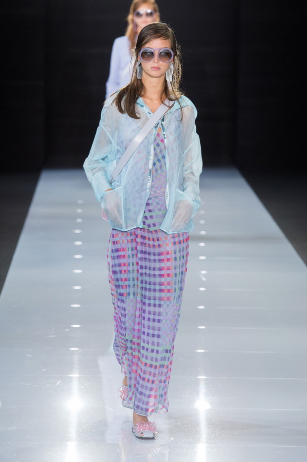 Pokaz Emporio Armani SS18