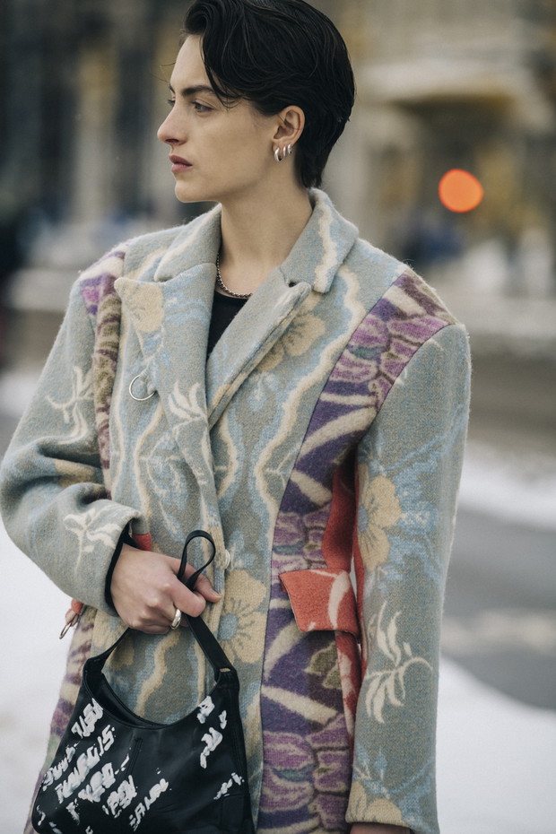 Skandynawski styl: stylizacje ze Sztokholm Fashion Week jesień-zima 2021/2022