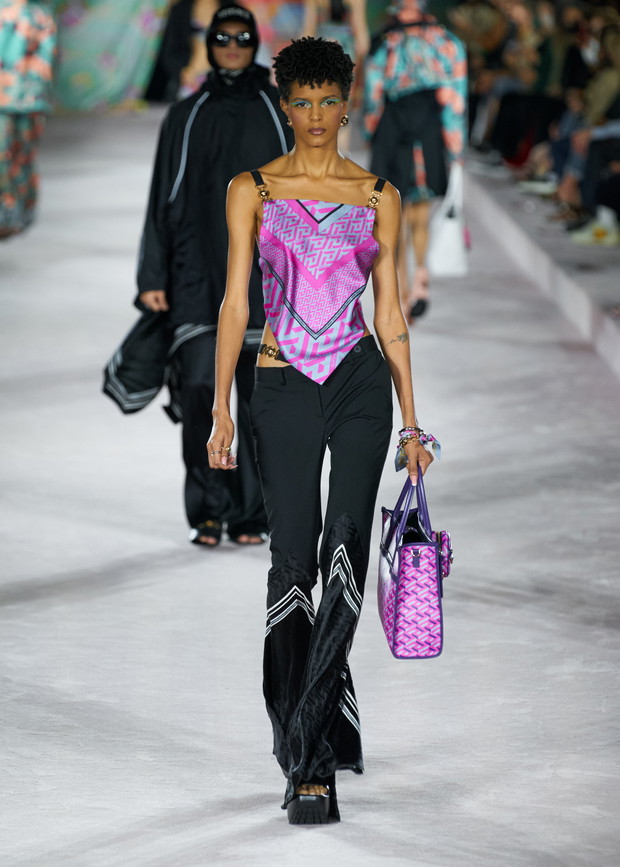 Versace wiosna-lato 2022