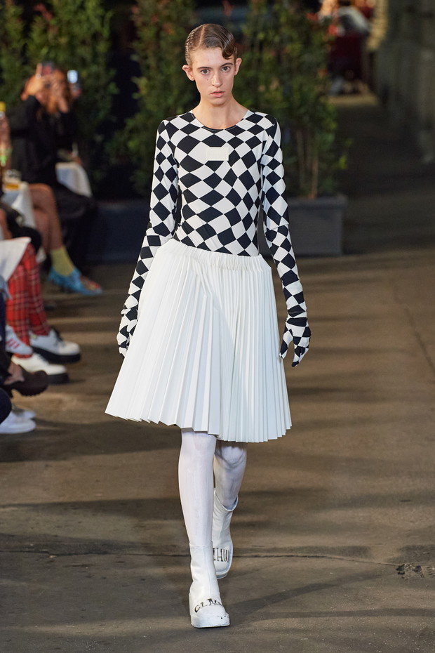 MM6 Maison Margiela wiosna-lato 2022