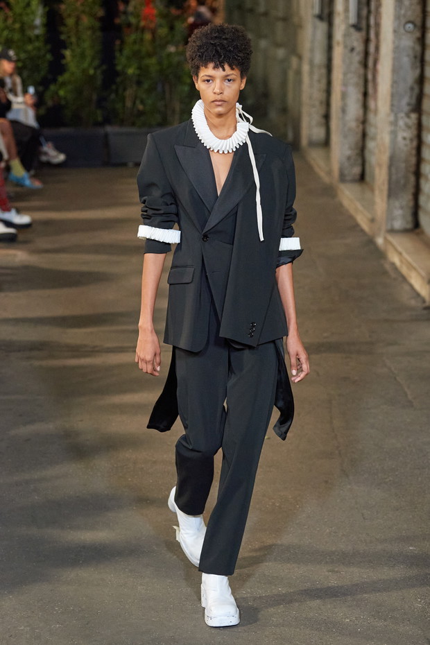 MM6 Maison Margiela wiosna-lato 2022