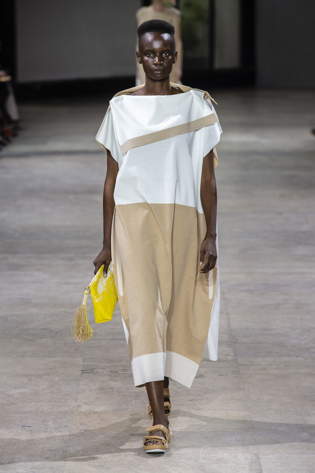 Pokaz Issey Miyake SS19