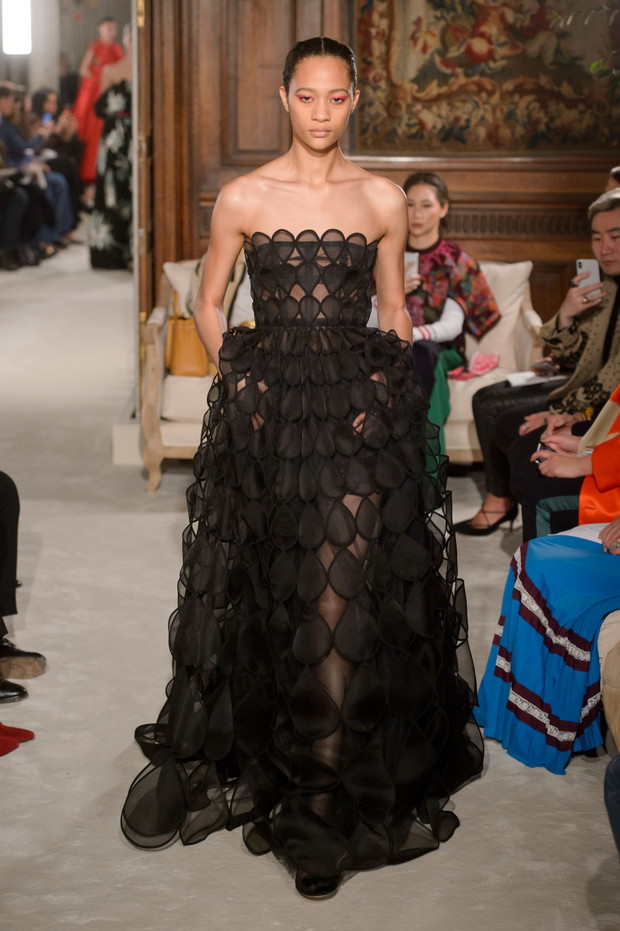 Nowa kolekcja Valentino SS18