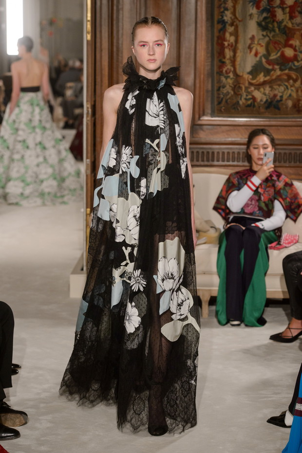 Nowa kolekcja Valentino SS18