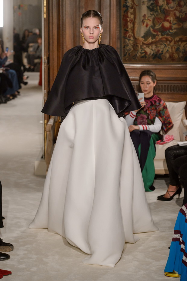 Nowa kolekcja Valentino SS18