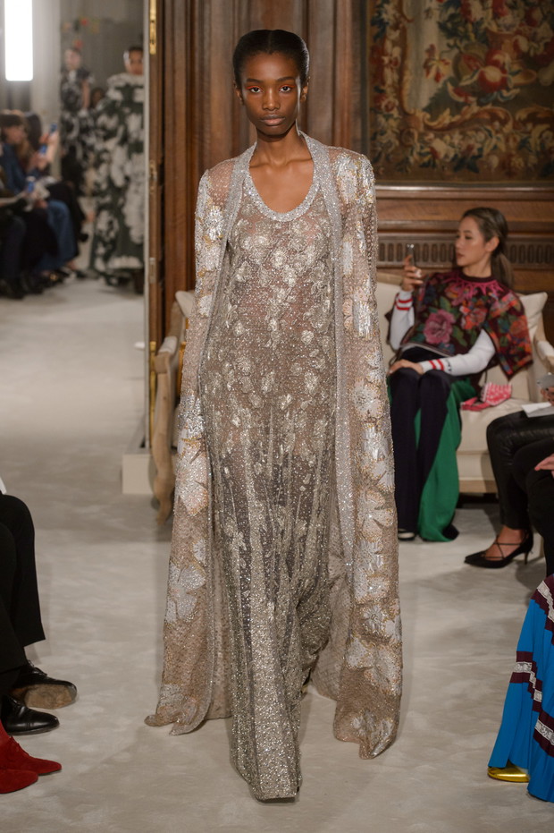 Nowa kolekcja Valentino SS18