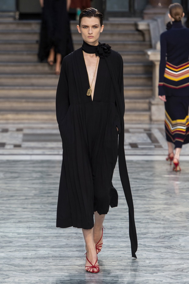 Pokaz Victoria Beckham SS20