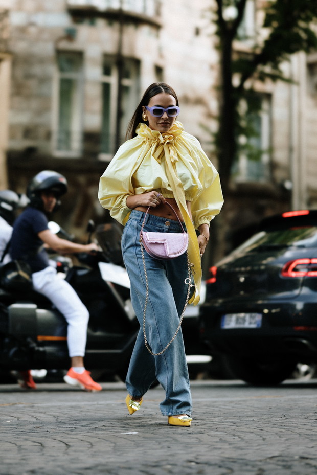 Moda uliczna na Paris Haute Couture Week jesień-zima 2023/2024