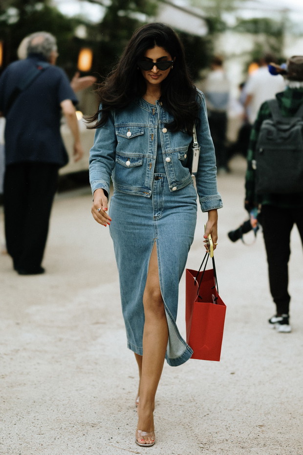 Moda uliczna na Paris Haute Couture Week jesień-zima 2023/2024
